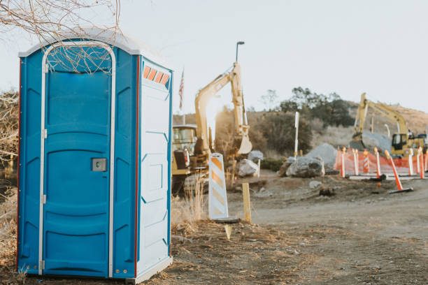 Best Portable restroom trailer rental  in Mount Clemens, MI