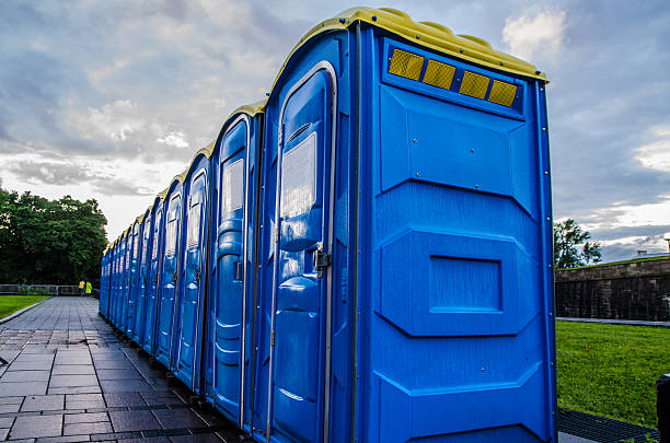 Portable Toilet Options We Offer in Mount Clemens, MI
